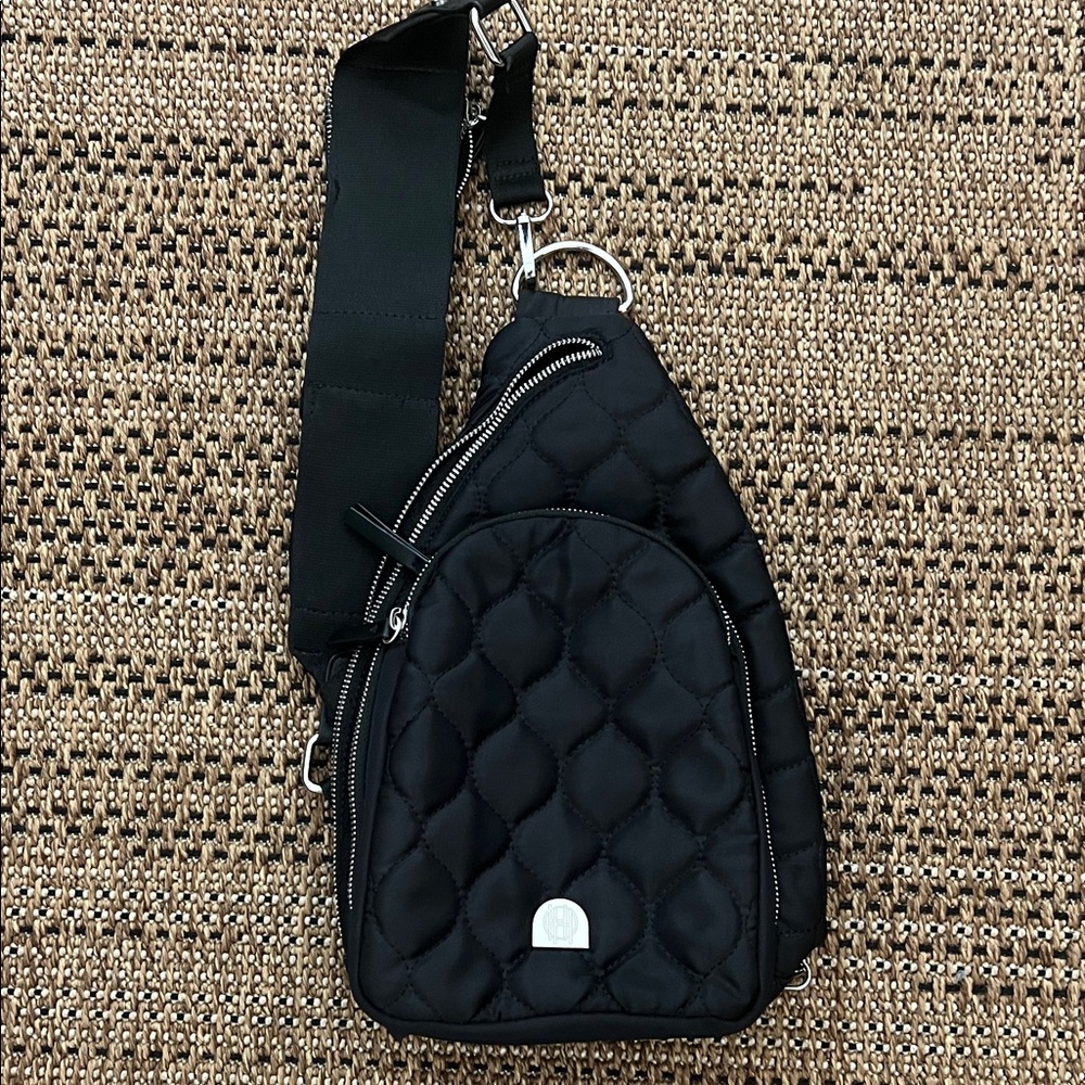 House of Harlow 1960 Quilted Black Crossbody Bag